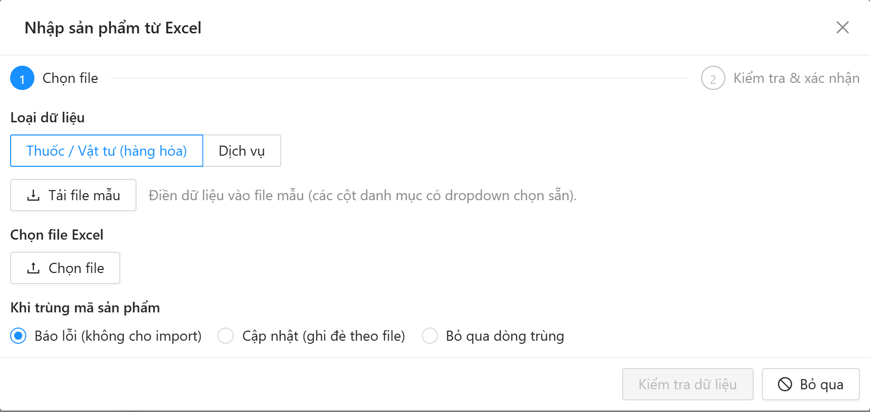 Cửa sổ Nhập sản phẩm từ Excel: bước Chọn file và Kiểm tra xác nhận, Loại dữ liệu, Tải file mẫu, Khi trùng mã sản phẩm, nút Kiểm tra dữ liệu